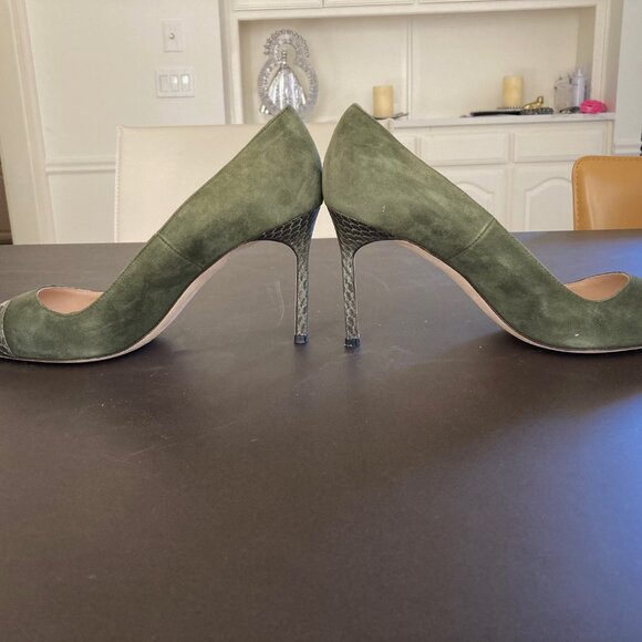 Manolo Blahnik Bipunta Leather Suede Olive Green Pumps Heels IOB EU 37.5 US 7 - Picture 15 of 16